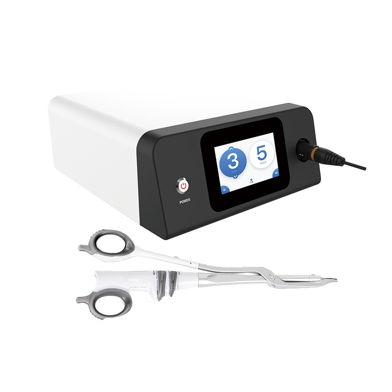 Ultrasonic scalpel scissor-type blade surgery 17